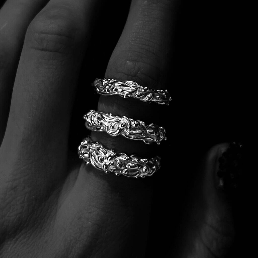 Dewy Band Ring