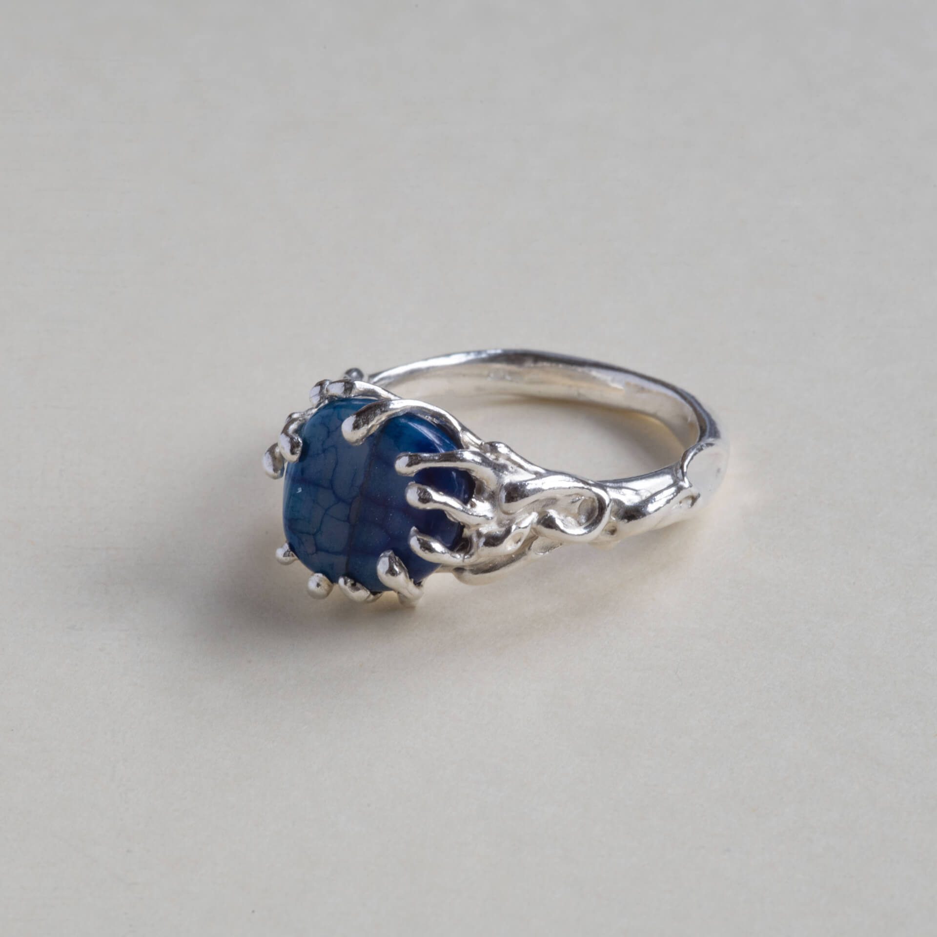 blue_quartz_side