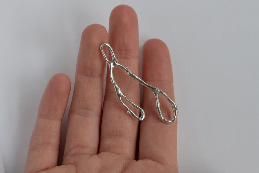 Wishbone charm